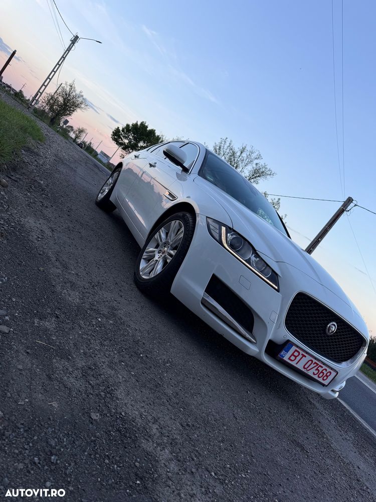 Jaguar XF - 2