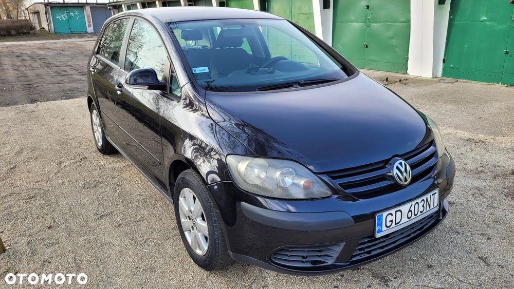 Volkswagen Golf Plus 1.6 FSI Comfortline - 3