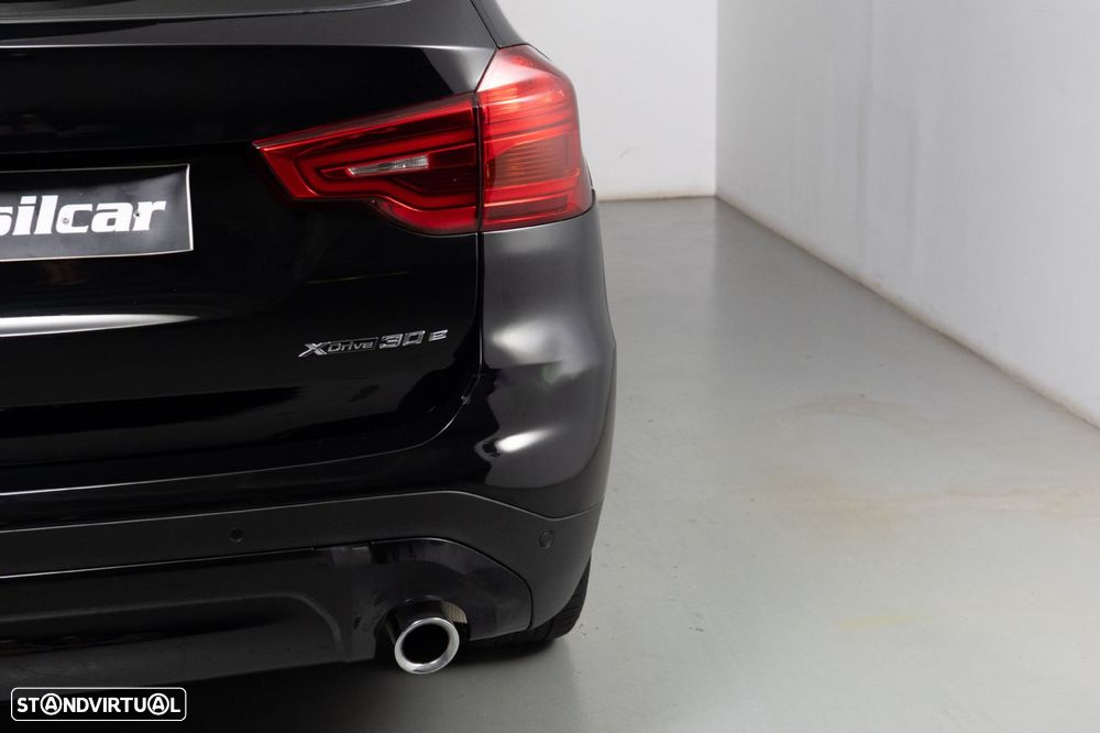 BMW X3 30 e xDrive Line Luxury - 17