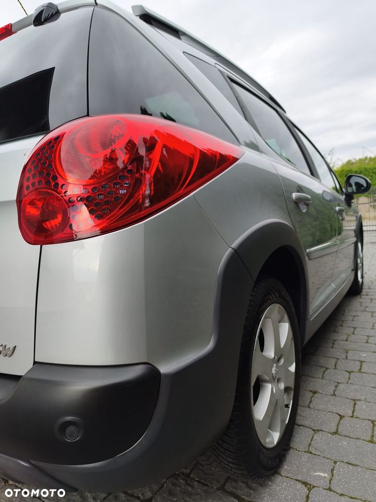 Peugeot 207 1.6 VTi Outdoor - 12