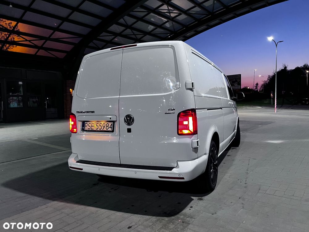 Volkswagen Transporter - 11