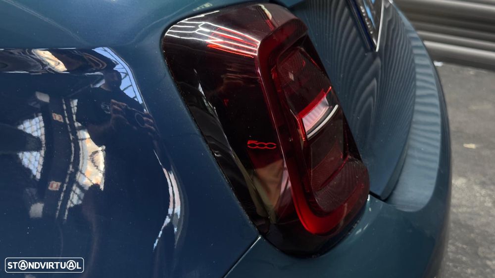 Fiat 500e 3 + 1 42kWh Icon - 43