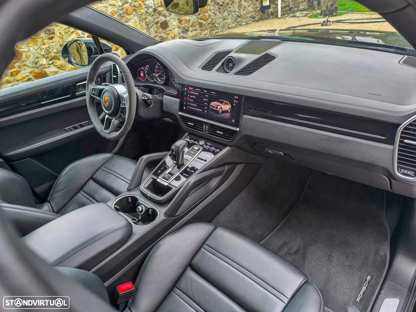 Porsche Cayenne Coupé E-Hybrid Platinum Edition - 30