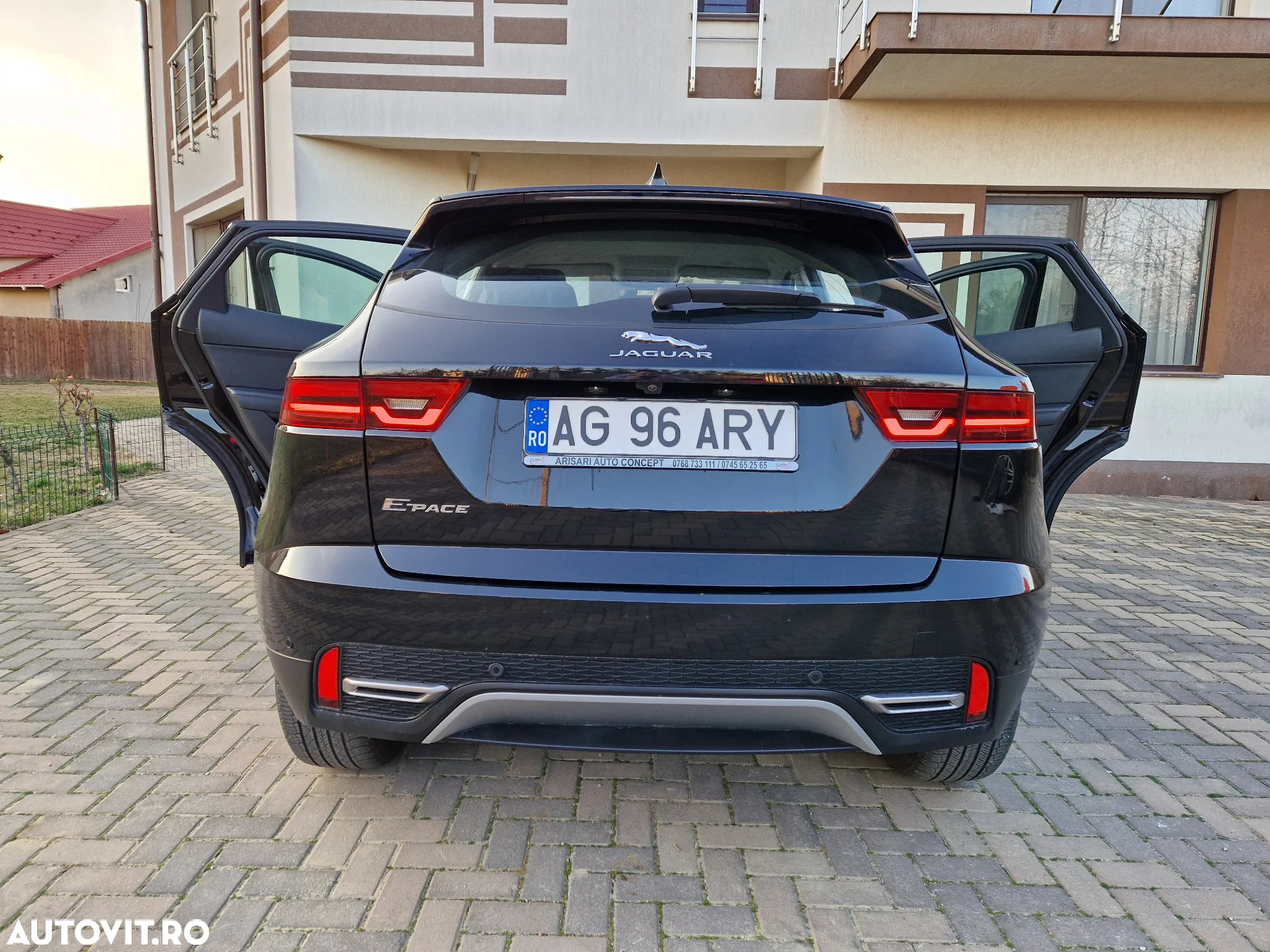 Jaguar E-Pace D165 AWD R-Dynamic HSE - 26