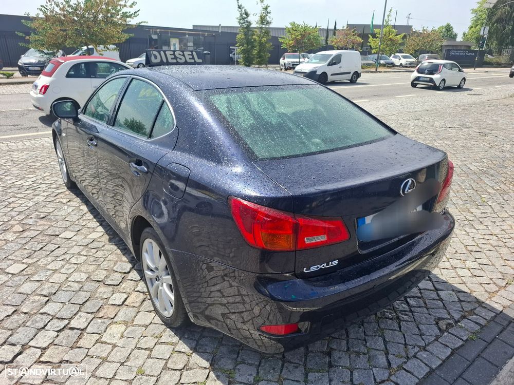 Lexus IS 220 d Base 11 - 8