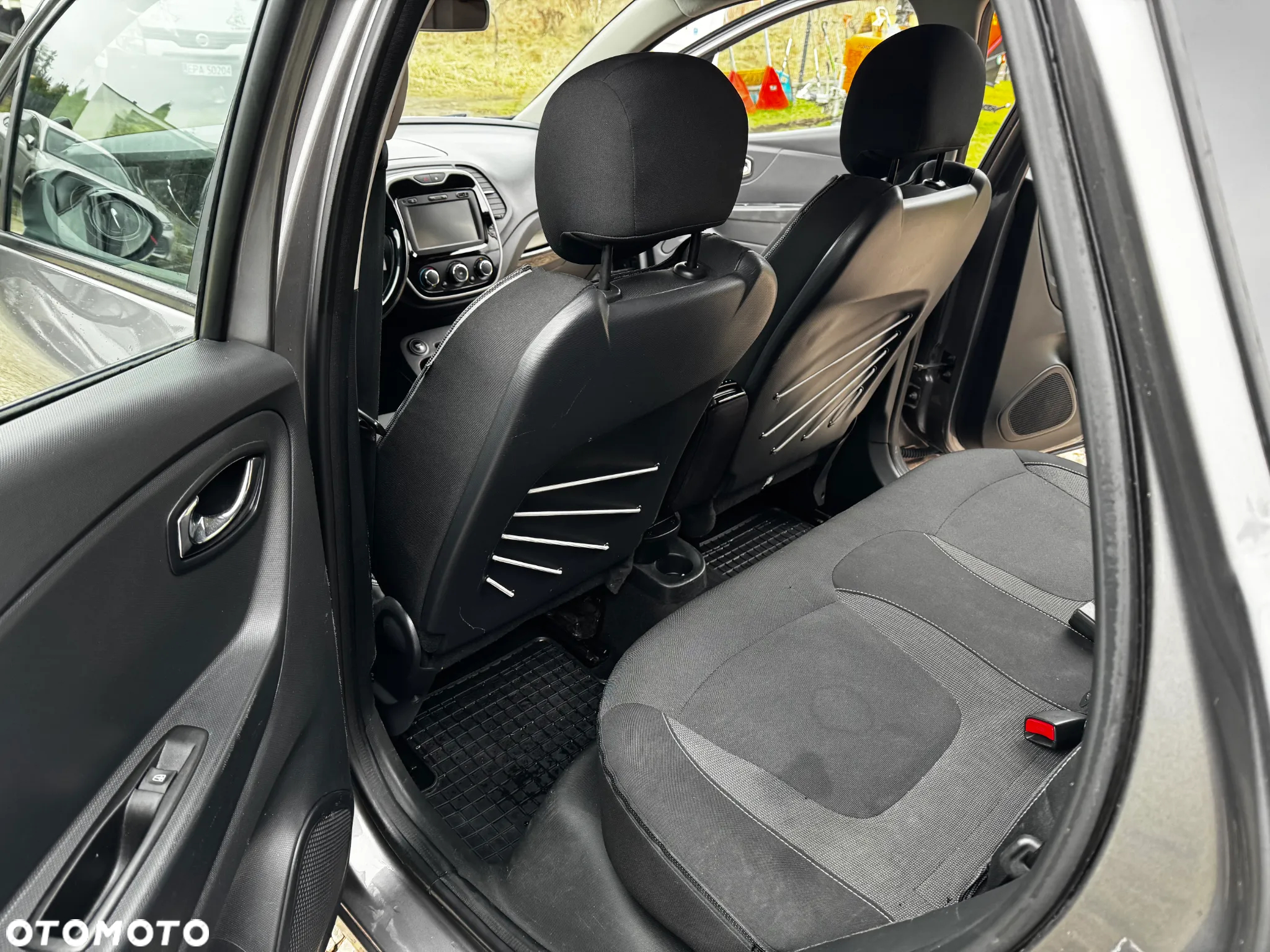 Renault Captur 1.2 Energy TCe Limited EDC - 14