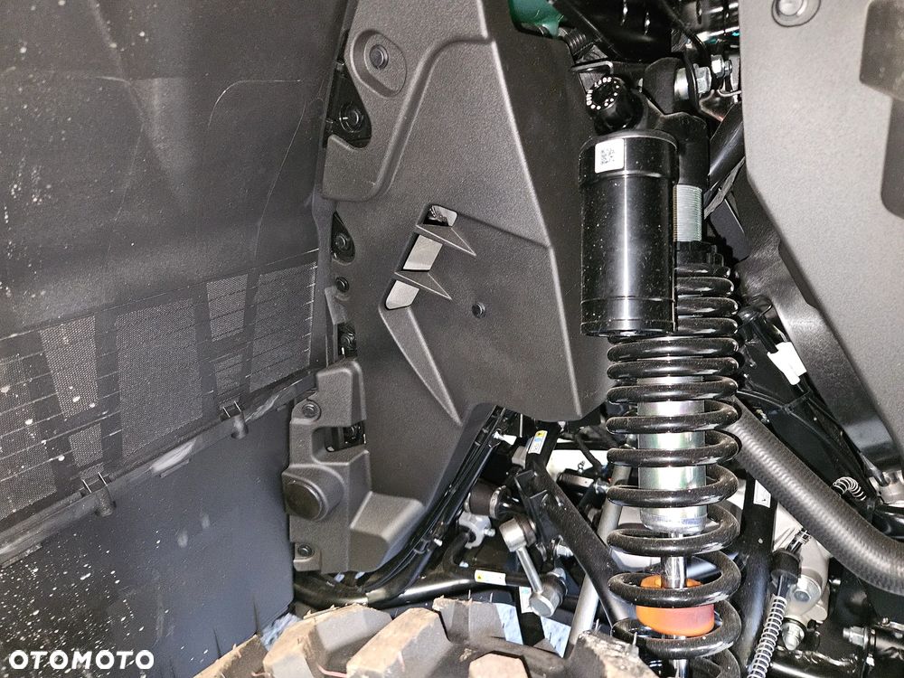 QJMOTOR SFA 1000 - 9