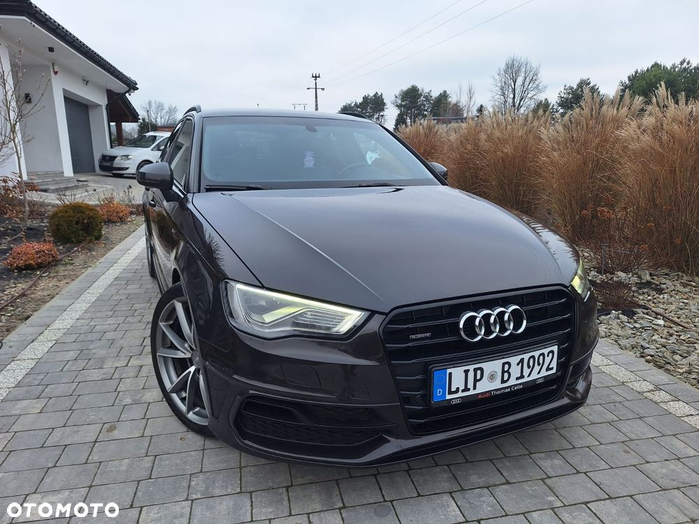 Audi A3 Sportback 2.0 TDI (clean diesel) quattro S tronic S line Sportpaket - 9