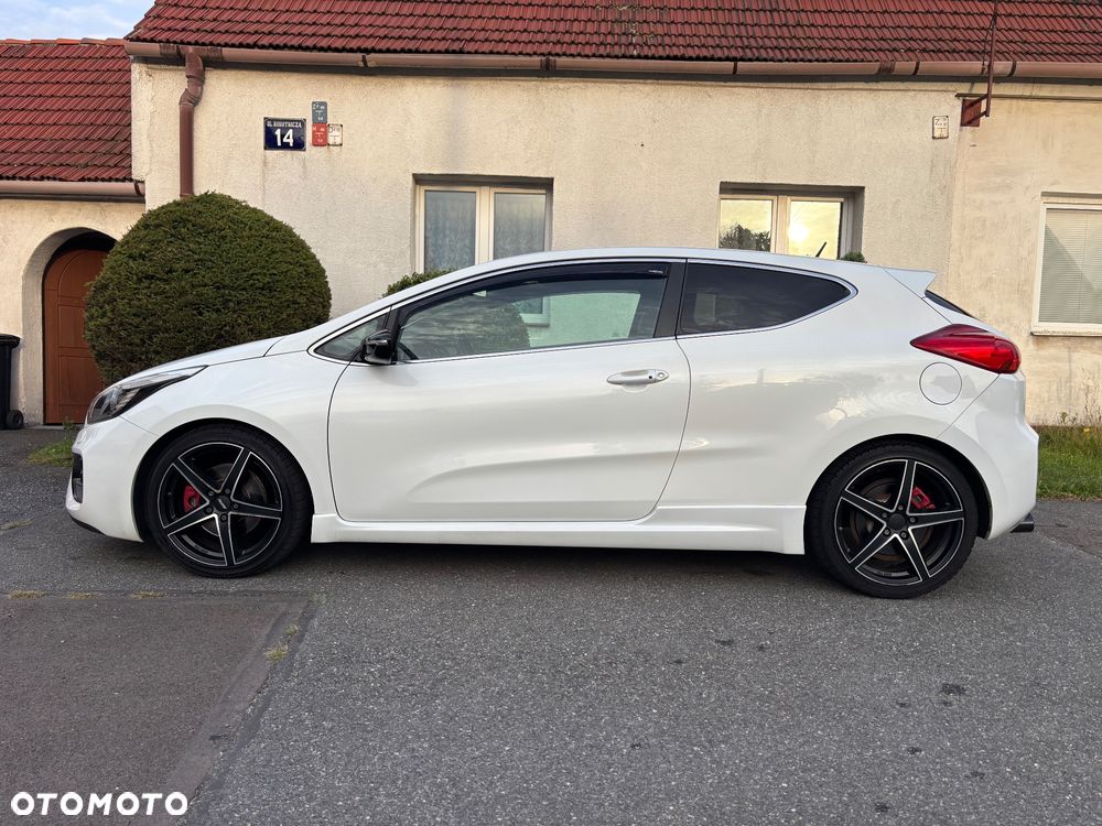 Kia Ceed 1.6 T-GDI GT-Challenge - 9