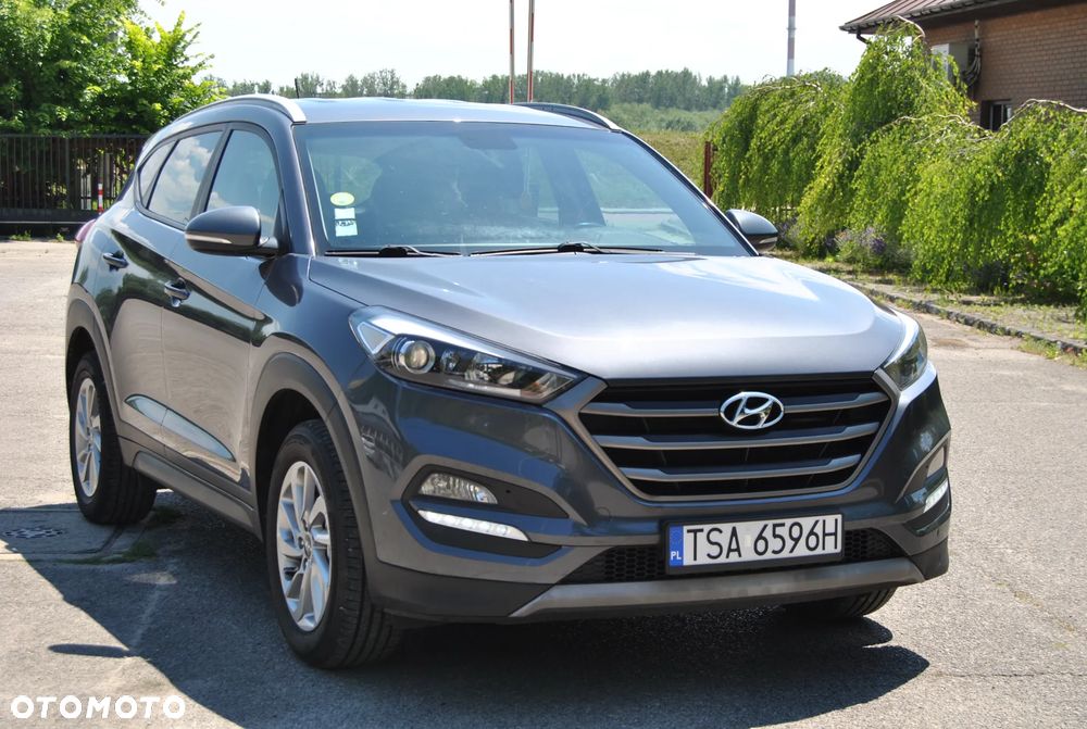 Hyundai Tucson 1.7 CRDI BlueDrive Style 2WD - 2