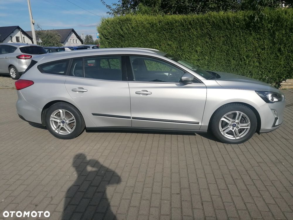 Ford Focus 1.5 EcoBlue Start-Stopp-System ACTIVE STYLE - 4
