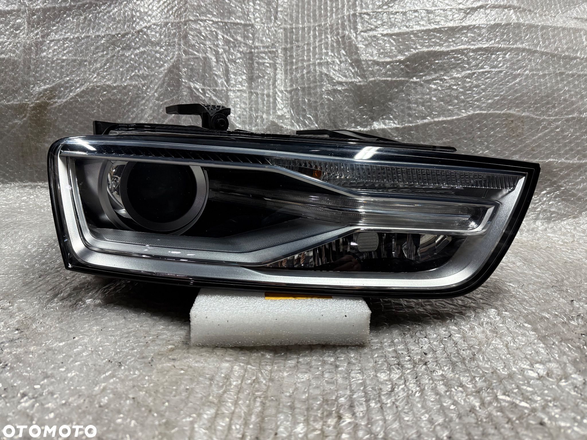 LAMPA PRZÓD PRAWA XENON LED AUDI Q3 8U0 LIFT 8U0941006C - 1