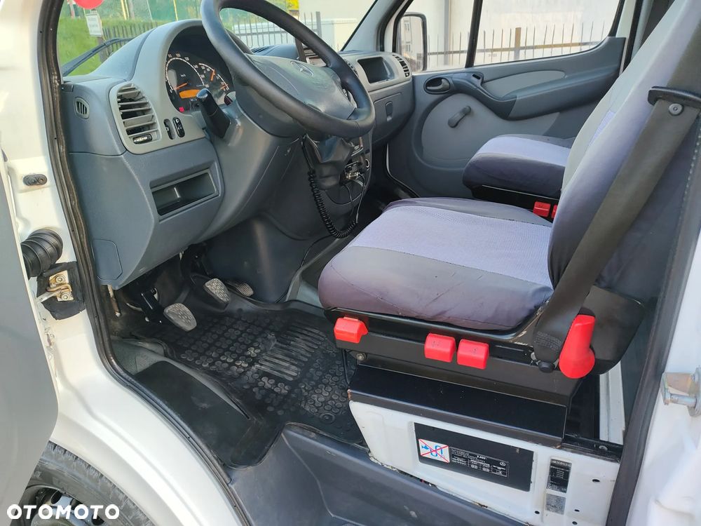 Mercedes-Benz Sprinter - 7