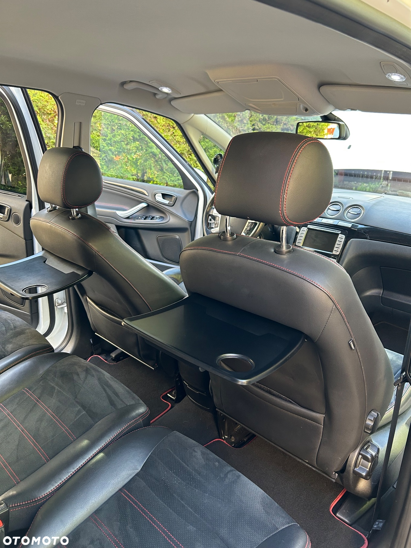 Ford S-Max - 10
