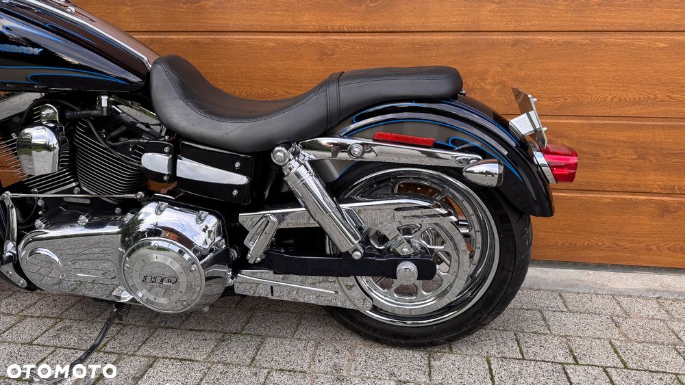 Harley-Davidson Dyna - 19