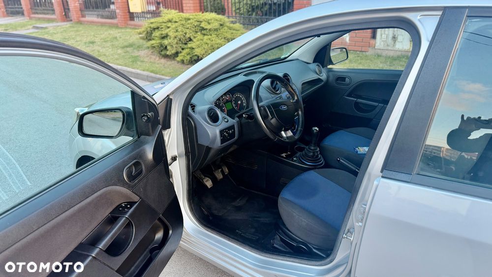 Ford Fiesta 1.4 Ambiente - 6