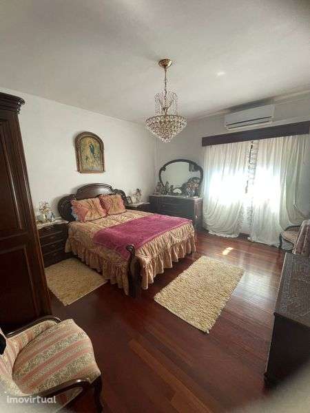 Moradia T4+ em zona de natureza e sossegada  com terreno - Grande imagem: 3/12