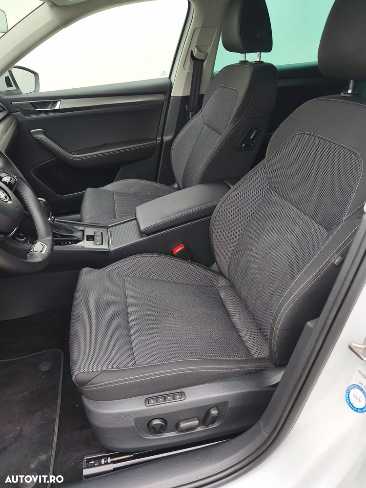 Skoda Superb Combi 2.0 TDI DSG Style - 10