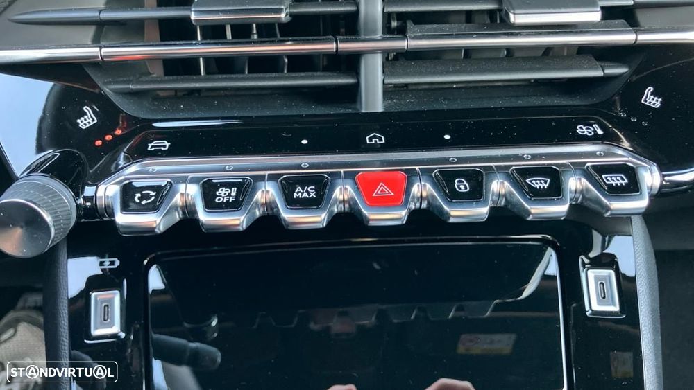 Peugeot 2008 1.2 PureTech Allure EAT8 - 9