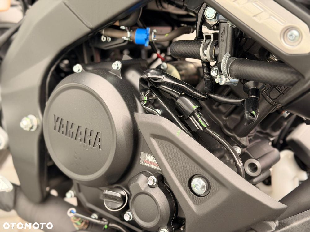 Yamaha MT - 12