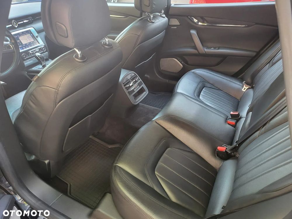 Maserati Quattroporte Q4 S - 11