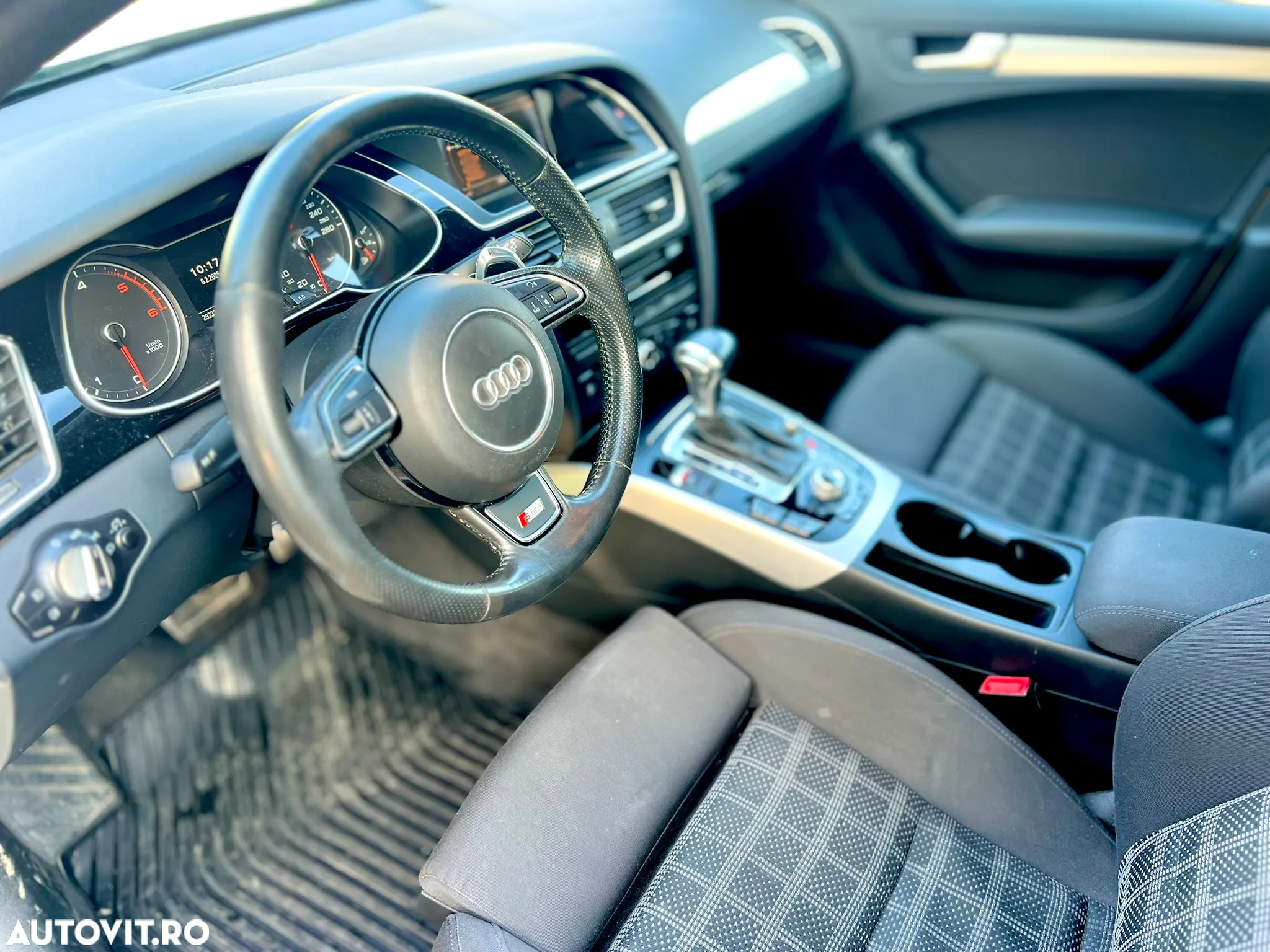 Audi A4 Avant 2.0 TDI DPF quattro S tronic S line Sportpaket - 19
