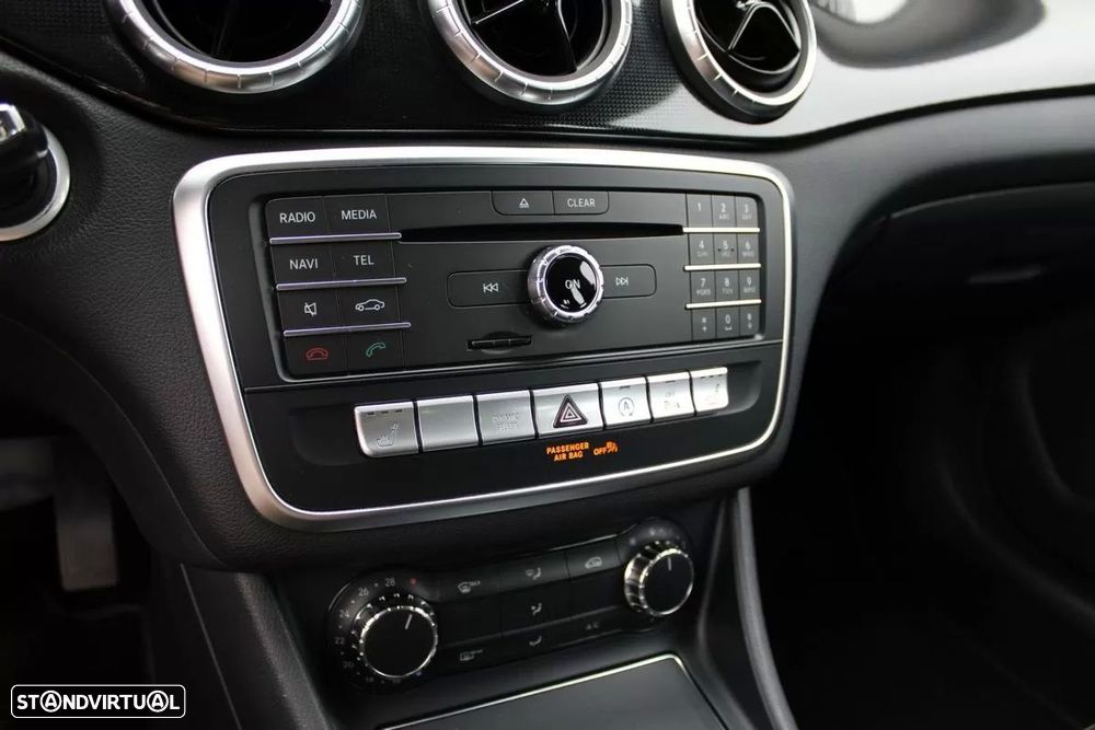 Mercedes-Benz CLA 180 d Shooting Brake Aut. - 9