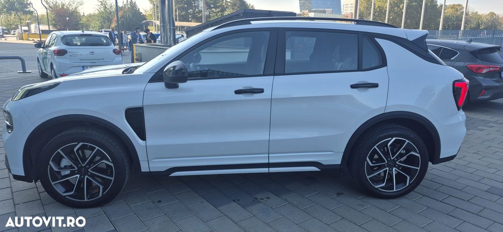 Lynk&Co 01 - 8
