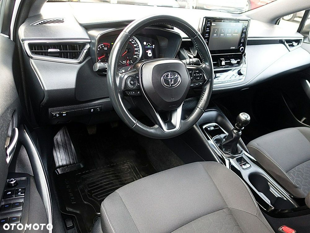 Toyota Corolla - 17