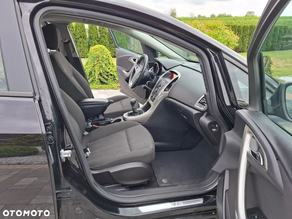 Opel Astra 1.4 Turbo Cosmo - 22