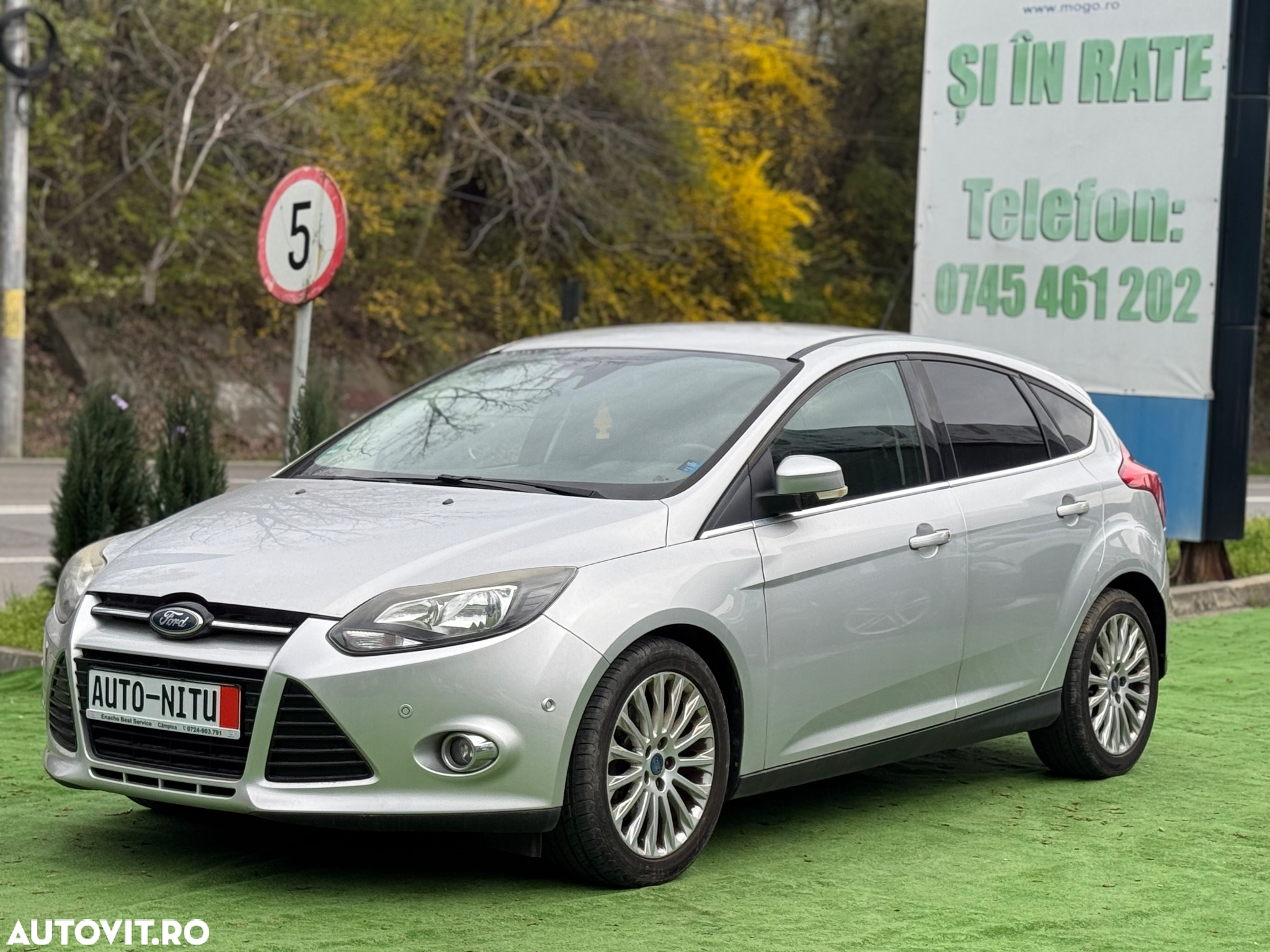Ford Focus - 13