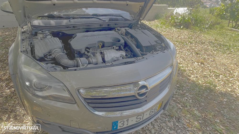 Opel Insignia Country Tourer 2.0 CDTi AWD S/S - 22