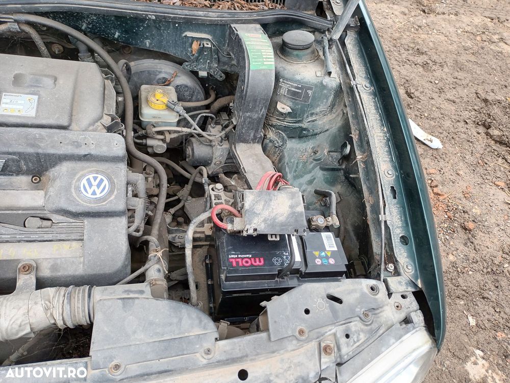 Dezmembrari  VW GOLF 4  1997  > 2006 1.4 16V Benzina - 7