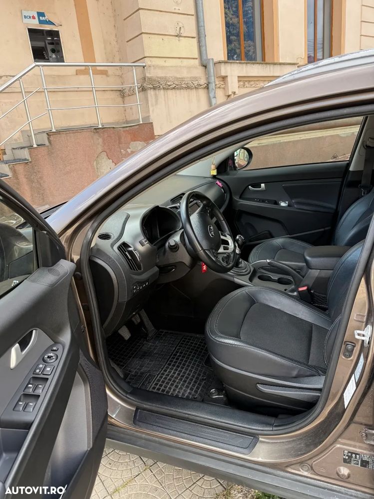 Kia Sportage 2.0 CRDI 4WD Vision - 7