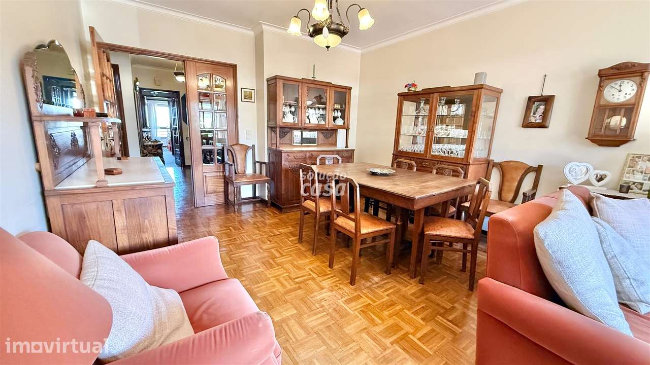 Apartamento T2+1 com Garagem, no Jardim Soares dos Reis! - Grande imagem: 5/33