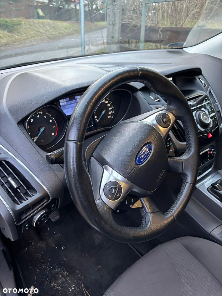 Ford Focus 1.6 Trend - 5