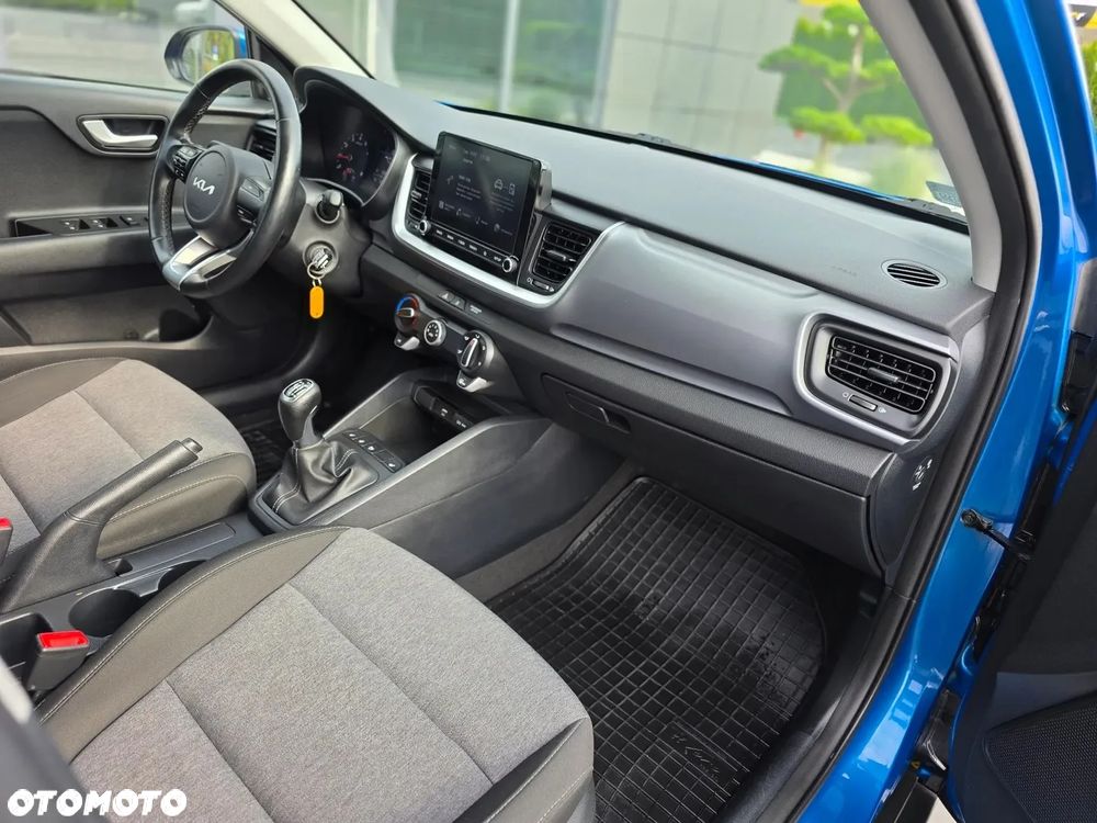 Kia Stonic 1.2 L Business Line - 17
