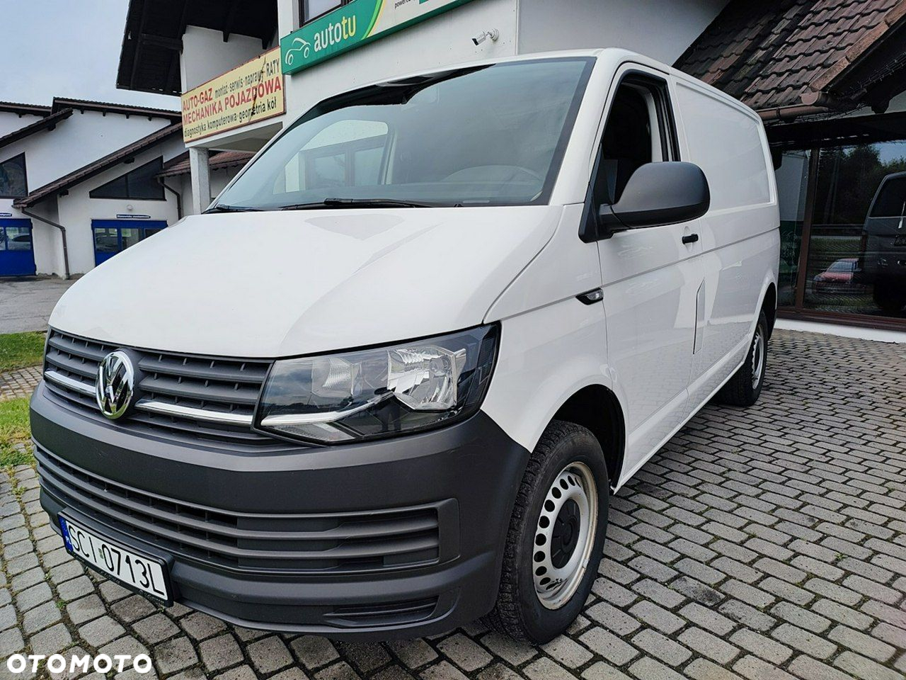 Volkswagen Transporter - 3