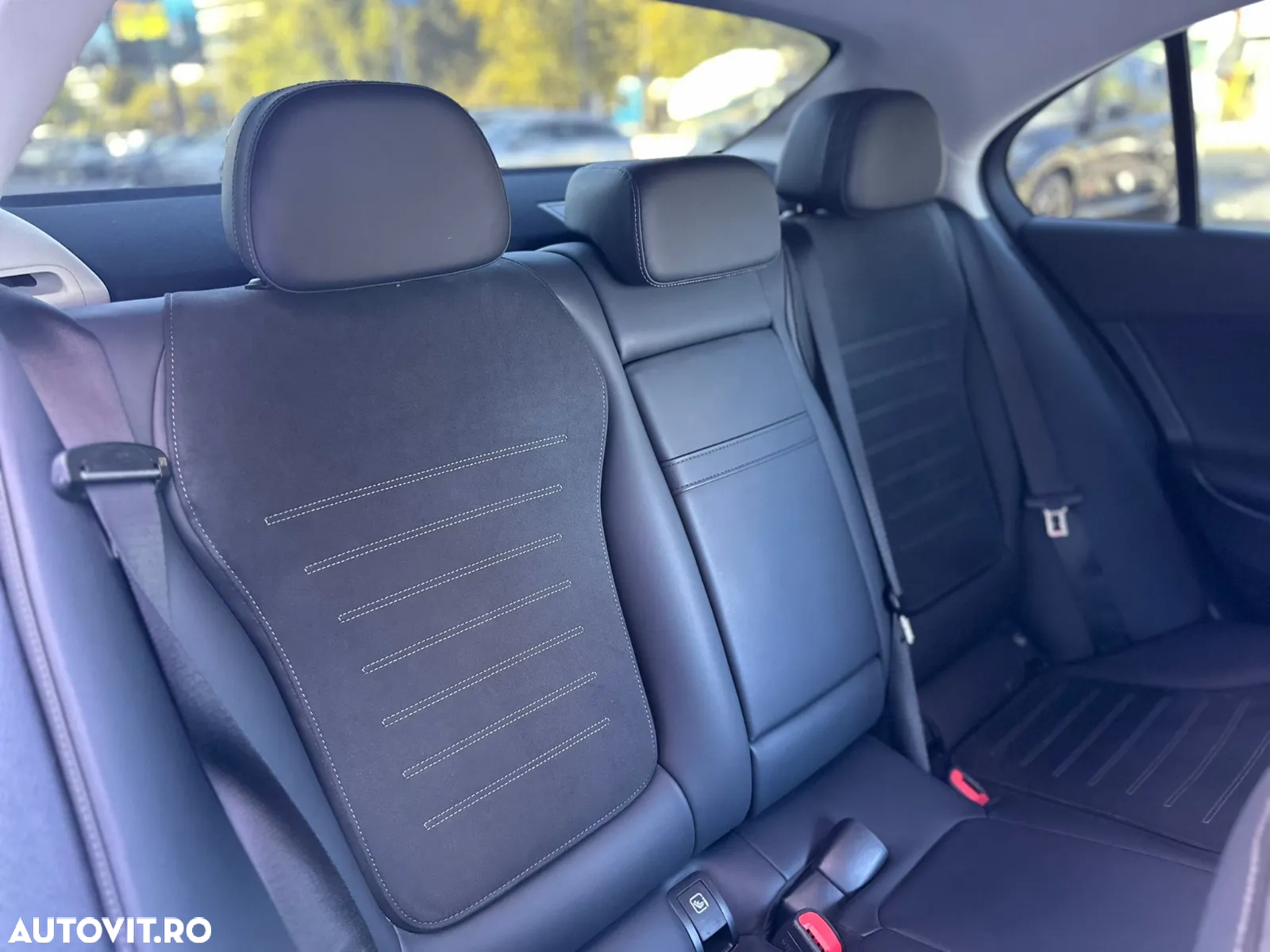 Mercedes-Benz C 300 MHEV 4MATIC T-Modell Aut. - 21