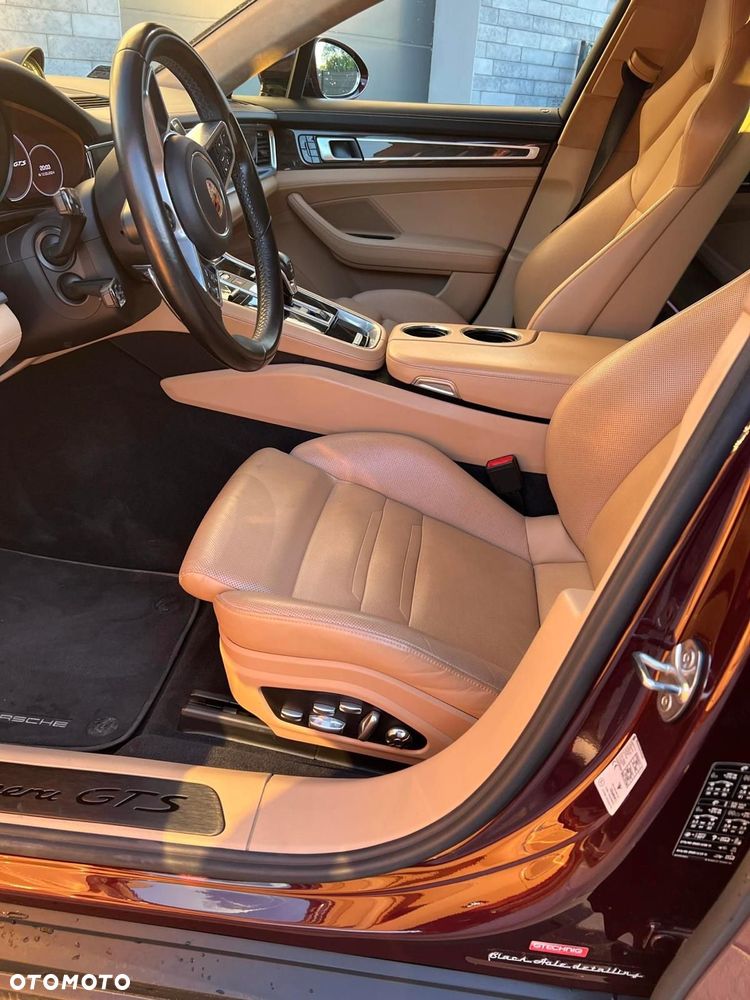 Porsche Panamera - 2