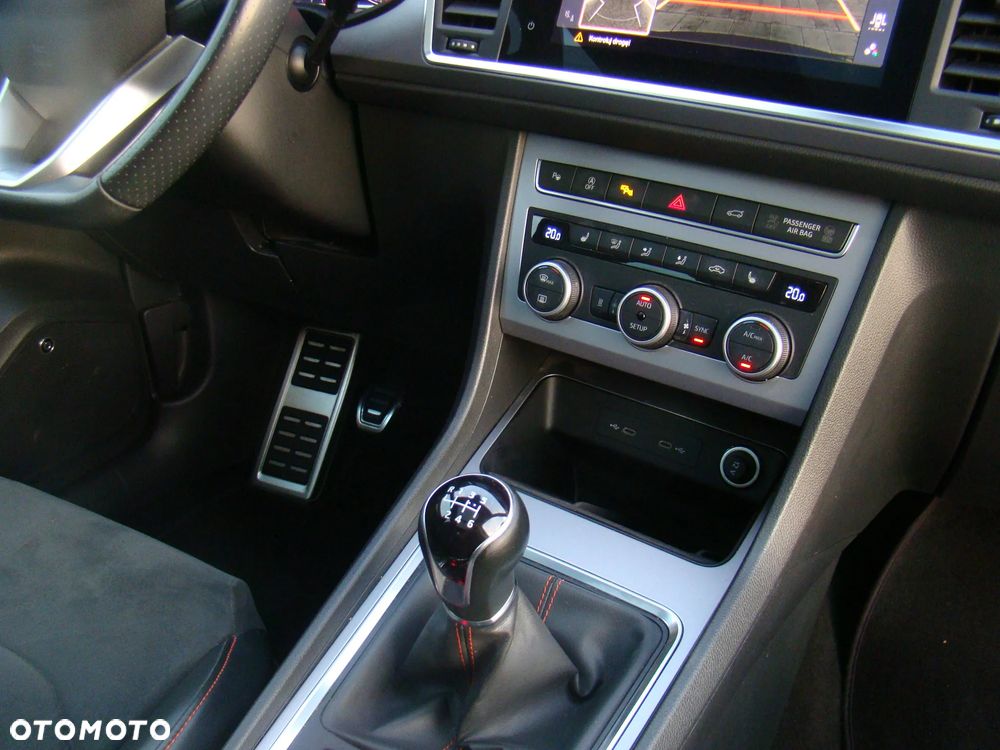 Seat Ateca 2.0 TDI FR BLACK EDITION - 39