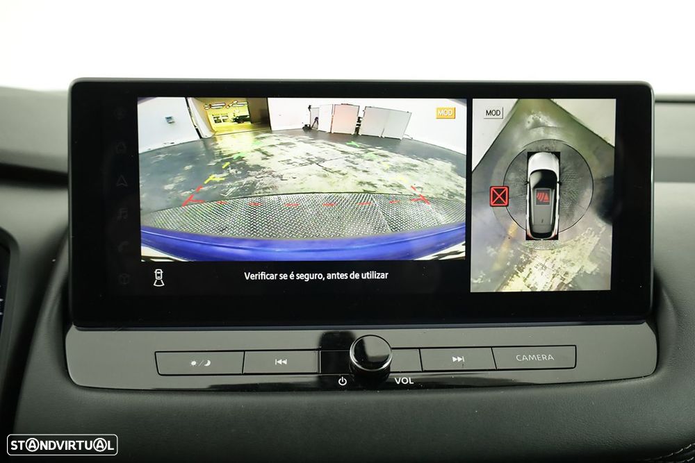 Nissan Qashqai 1.3 DIG-T N-Connecta LED Xtronic - 12