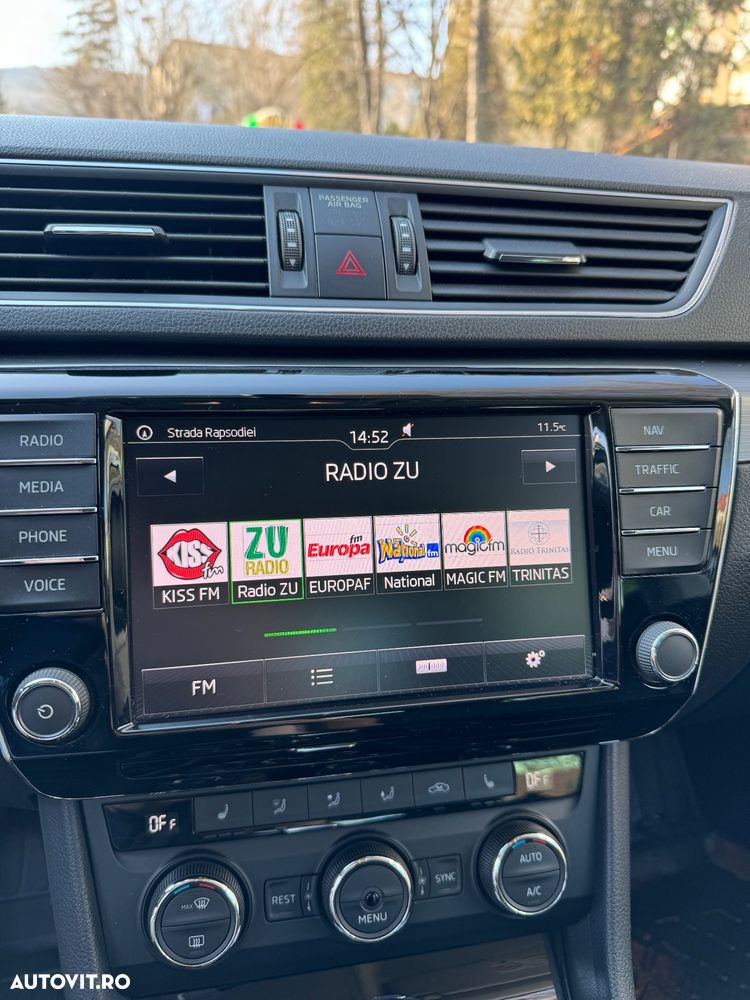 Skoda Superb 1.6 TDI DSG Ambition - 36