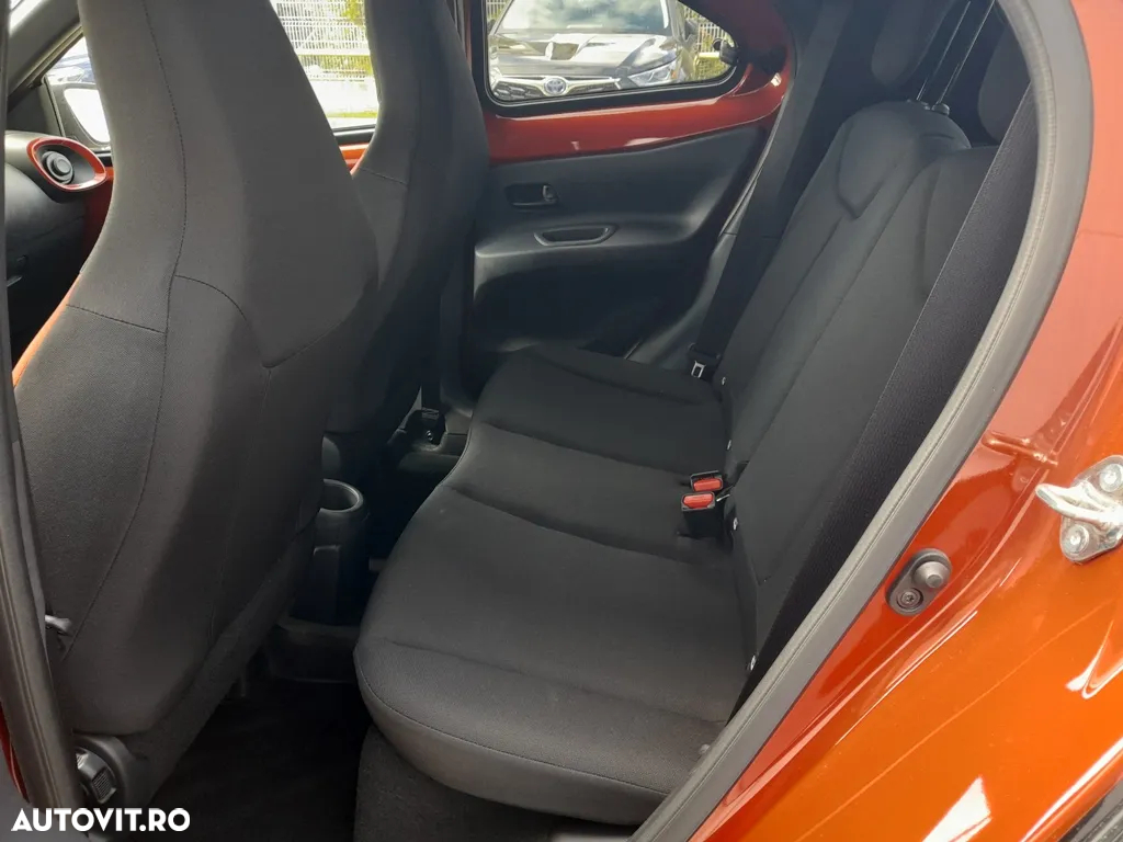 Toyota Aygo X 1.0l CVT Dynamic - 13
