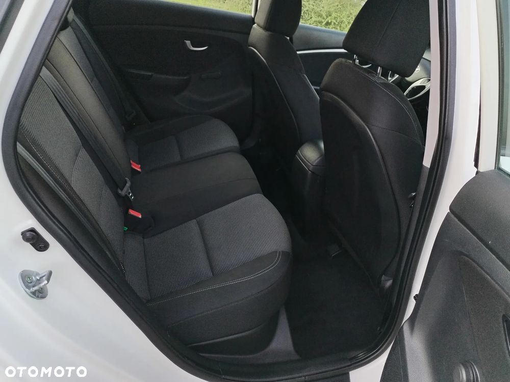 Hyundai i30 - 16