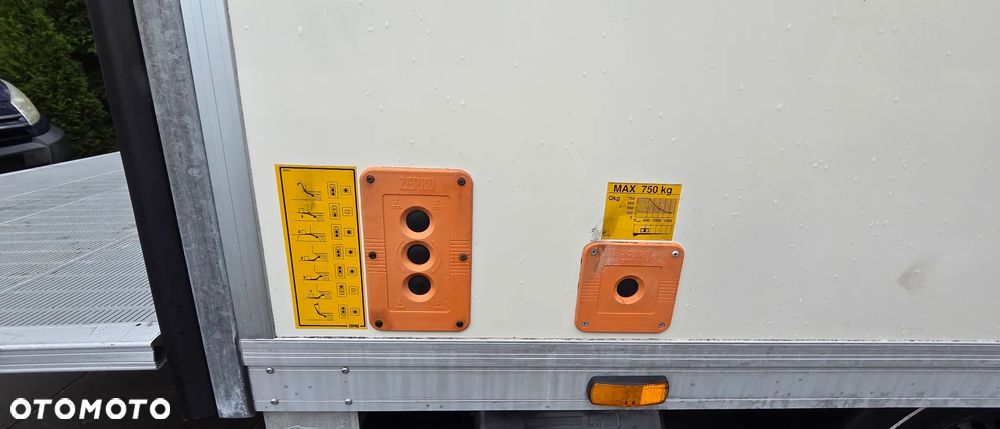 Iveco DAILY KONTENER WINDA - 9