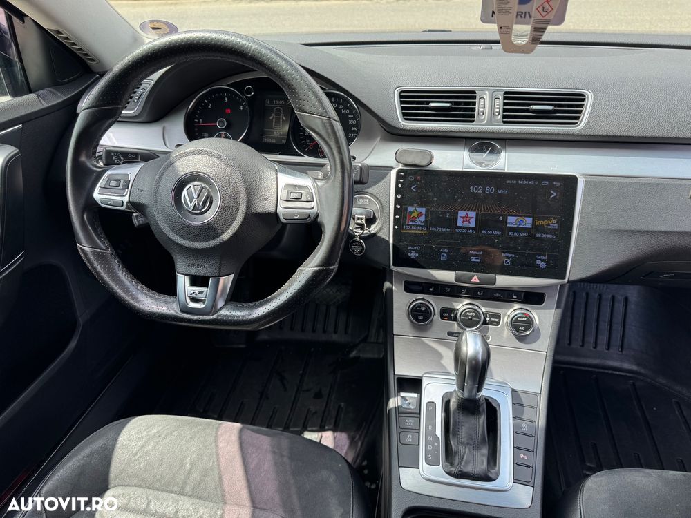 Volkswagen Passat 2.0 TDI DPF Blue TDI DSG Highline - 18
