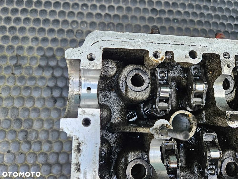 Głowica 0593S 0594S Lewa Prawa Wałki Zawory Pokrywa 2.7 3.0 TDI V6 Audi A4 B8 A5 A6 Q5 VW - 25