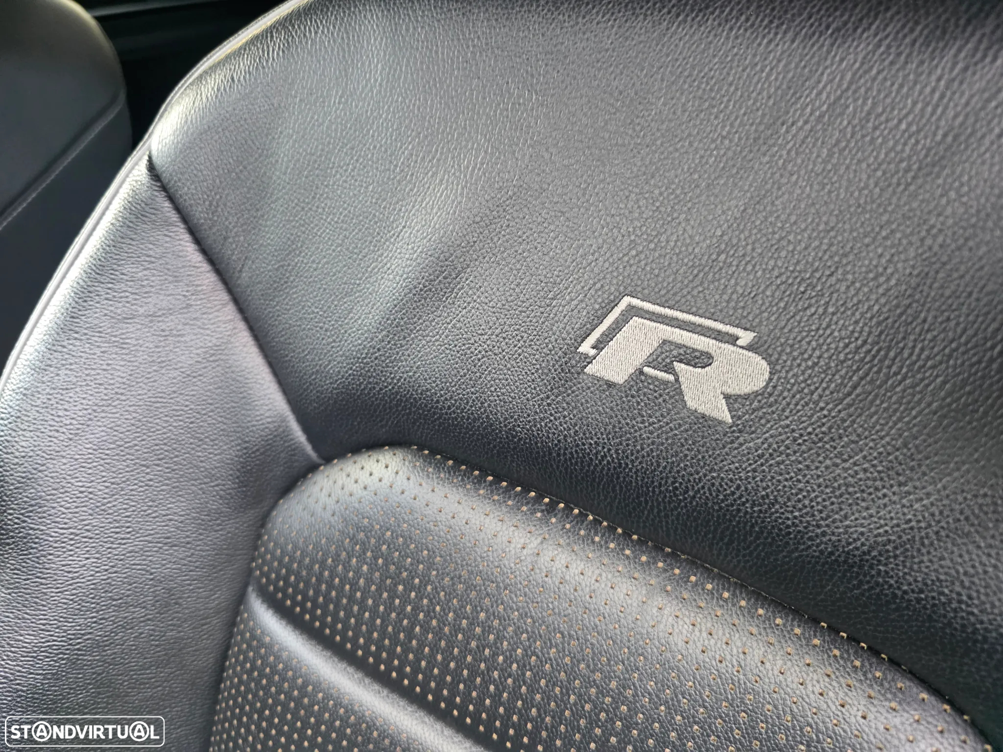 VW Golf 2.0 TSI R DSG - 23