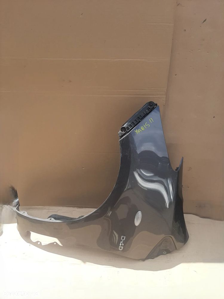 Błotnik TOYOTA YARIS II  D4D  prawy lub lewy - 3